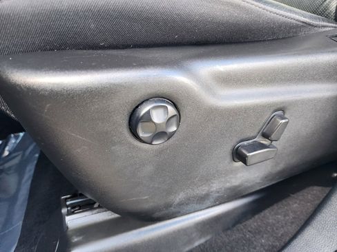 Used 2024 Dodge Durango GT image 11