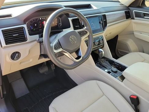 Used 2023 Volkswagen Atlas SEL AWD/4WD image 19