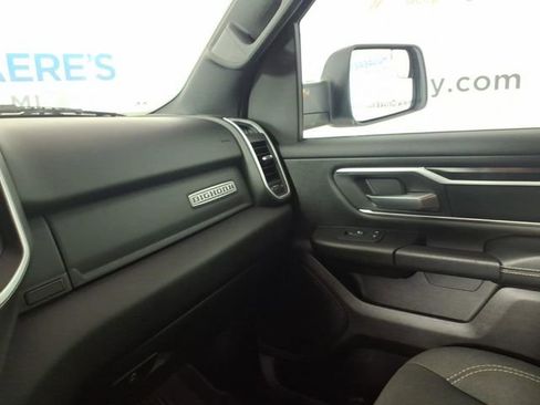 Used 2023 RAM 1500 Big Horn AWD/4WD image 23