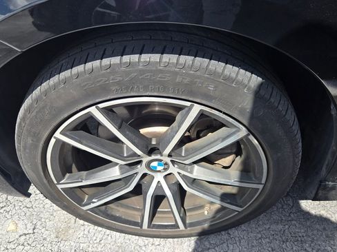 Used 2022 BMW 330i Sedan w/ Driving Assistance Package image 5