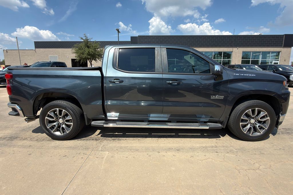 Used 2019 Chevrolet Silverado 1500 LT w/ Texas Edition RWD image 4
