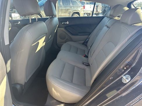Used 2015 Kia Forte EX w/ EX Premium Package image 29