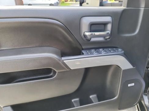 Used 2017 Chevrolet Silverado 2500 LT AWD/4WD image 13
