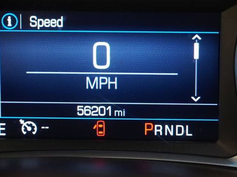 Used 2019 Chevrolet Equinox LT FWD image 4