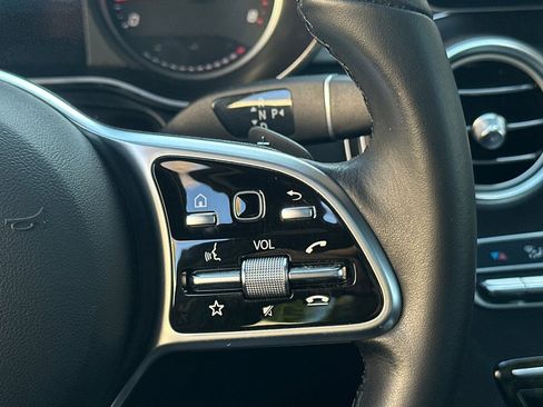 Used 2021 Mercedes-Benz GLC 300 image 29