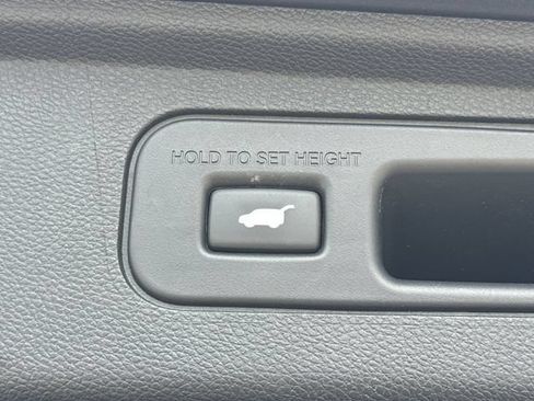 Used 2018 Honda Odyssey Elite image 18