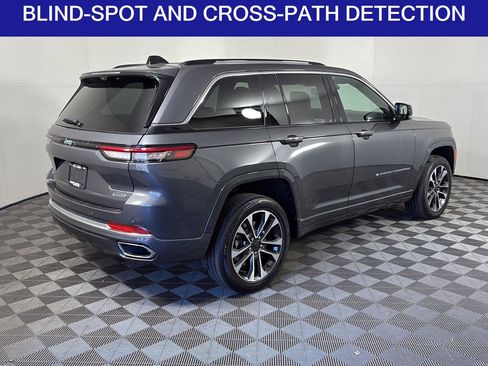 Used 2023 Jeep Grand Cherokee Overland w/ Luxury Tech Group IV image 5