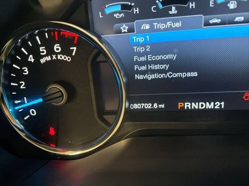 Used 2016 Ford F150 Platinum w/ Equipment Group 701A Luxury AWD/4WD image 25
