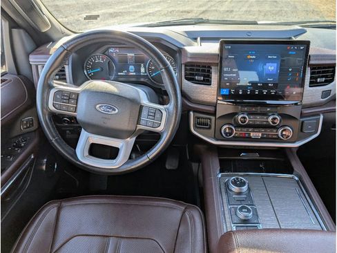 Used 2023 Ford Expedition Max Limited image 26