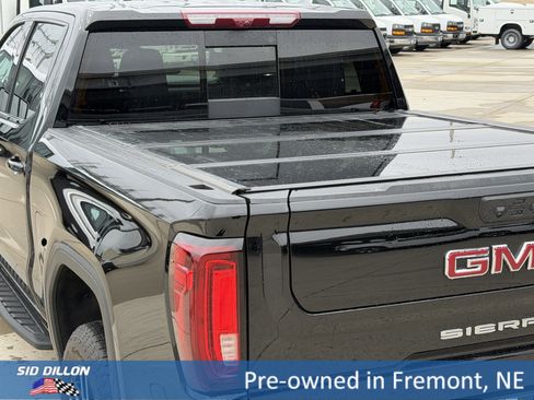 Used 2024 GMC Sierra 1500 AT4 w/ Technology Package image 5