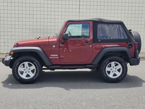 Used 2010 Jeep Wrangler Sport AWD/4WD image 4