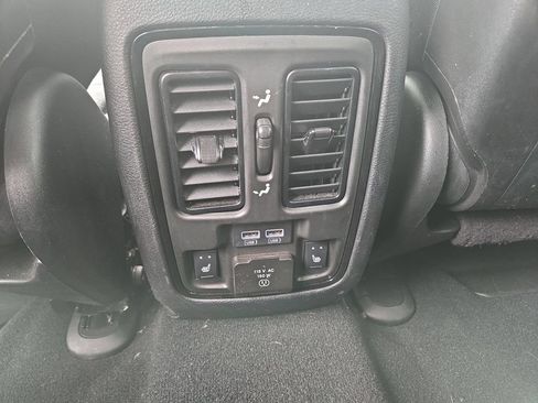 Used 2024 Dodge Durango GT AWD/4WD image 36