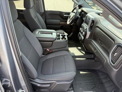 Used 2020 GMC Sierra 1500 Elevation w/ Elevation Value Package AWD/4WD image 16