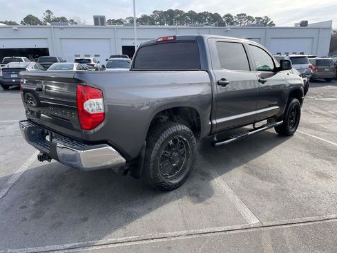 Used 2016 Toyota Tundra SR5 w/ SR5 Upgrade Package image 10