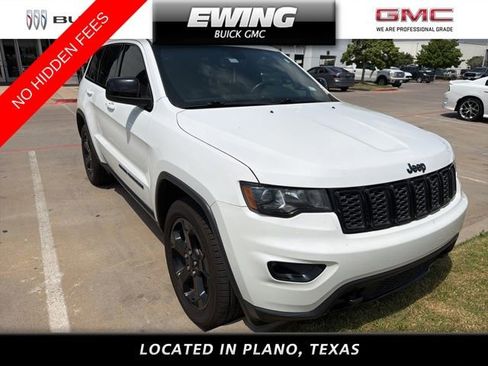 Used 2019 Jeep Grand Cherokee Laredo AWD/4WD image 1