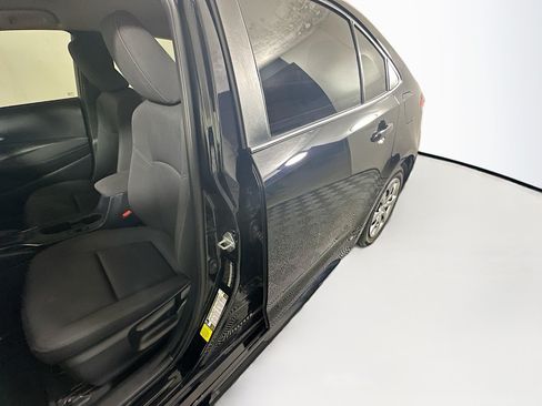 Used 2024 Toyota Corolla LE FWD image 12
