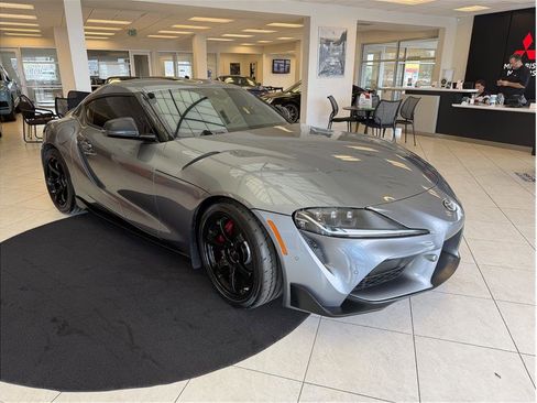 Used 2020 Toyota Supra Premium w/ Driver Assist Package image 3