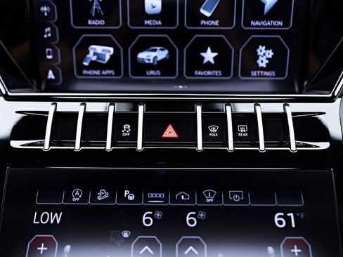 Used 2022 Lamborghini Urus image 78