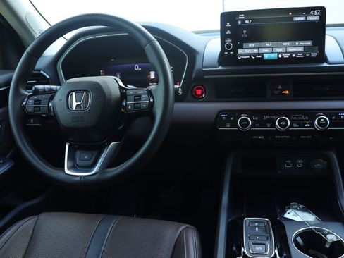 Used 2024 Honda Pilot Elite image 27