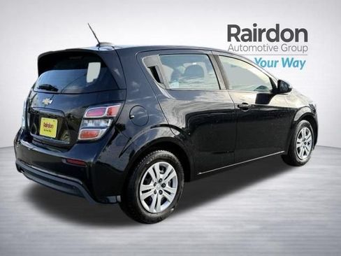 Used 2020 Chevrolet Sonic LT FWD image 7