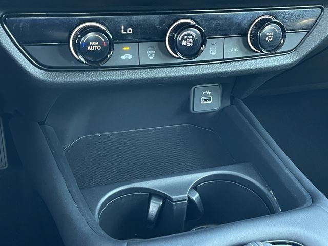 Certified 2025 Honda HR-V LX image 18