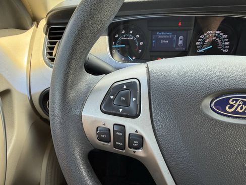 Used 2014 Ford Taurus SE FWD image 15
