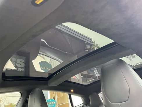 Used 2016 Tesla Model S 90D image 19