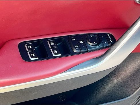 Used 2020 Kia Stinger GT2 AWD/4WD image 18