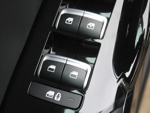 New 2026 Kia K5 GT-Line w/ GT-Line Premium Package FWD image 19
