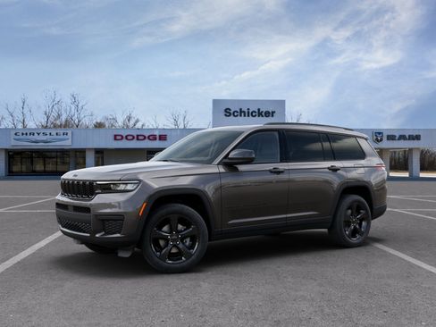 New 2025 Jeep Grand Cherokee L Altitude AWD/4WD image 24