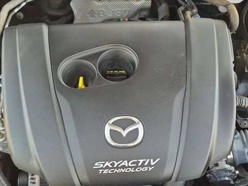 Used 2015 MAZDA MAZDA3 i Sport FWD image 18
