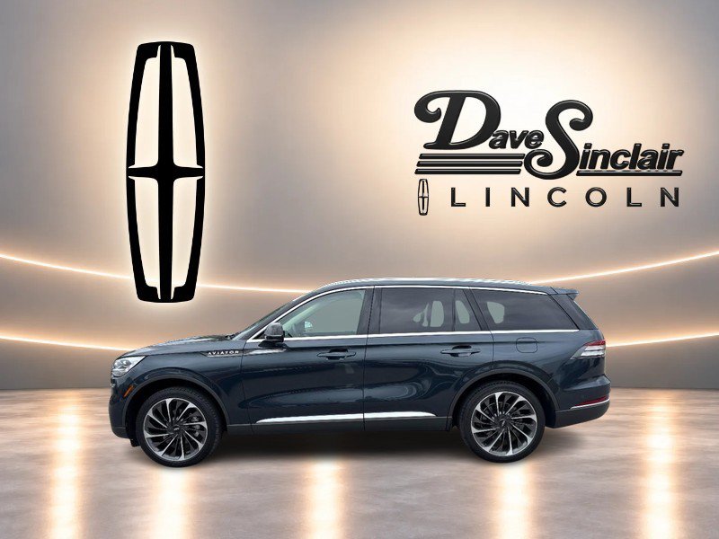 Used 2024 Lincoln Aviator Reserve w/ Equipment Group 201A AWD/4WD image 8