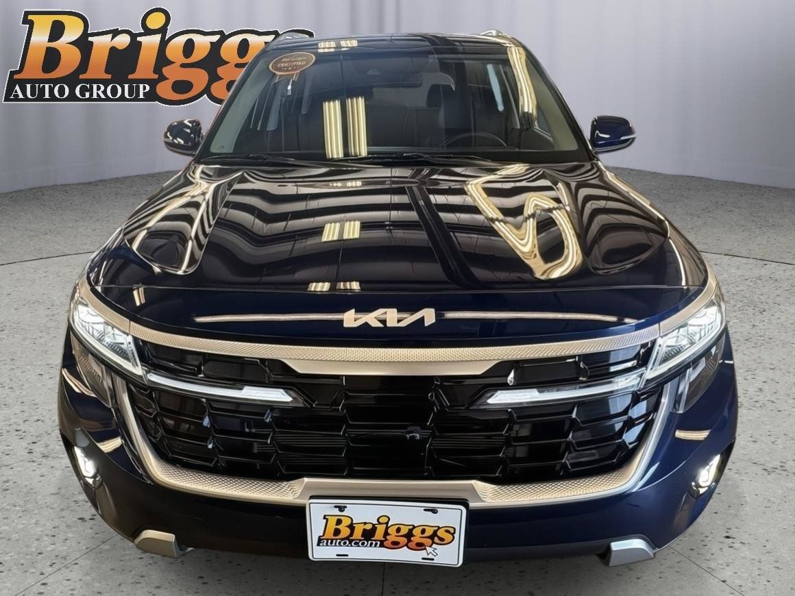 Used 2024 Kia Seltos SX w/ SX Sunroof Package AWD/4WD image 8