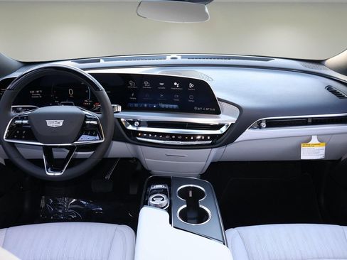 New 2026 Cadillac Lyriq Sport image 15