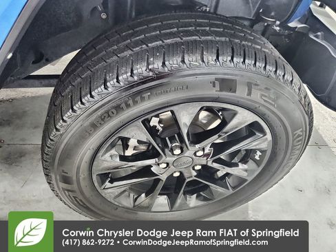 Used 2021 Jeep Wrangler Unlimited Sahara w/ Cold Weather Group image 34