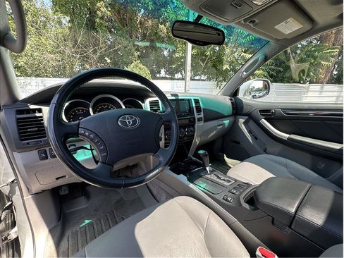 Used 2006 Toyota 4Runner Limited AWD/4WD image 14
