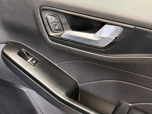 Used 2025 Ford Escape ST-Line image 23