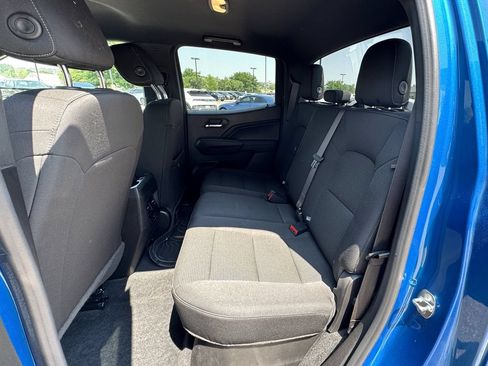 Used 2023 Chevrolet Colorado LT AWD/4WD image 30