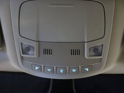 Used 2022 Ford Edge Titanium image 29