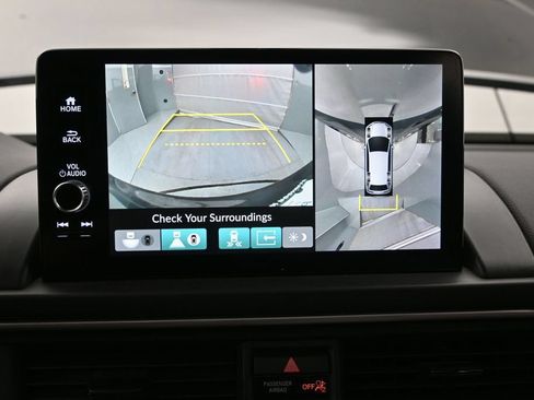 Used 2023 Honda Pilot Elite image 26