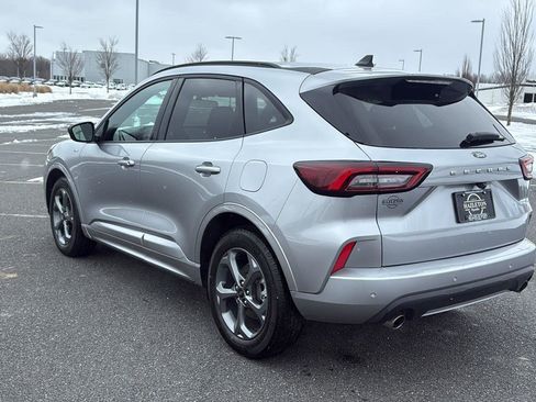 Used 2023 Ford Escape ST-Line w/ Tech Pack #1 image 9