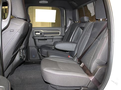 New 2026 RAM 2500 Big Horn AWD/4WD image 29
