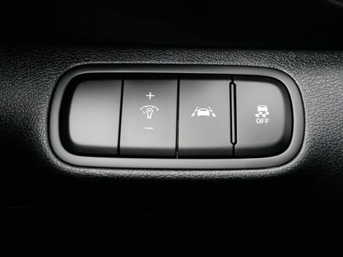 Used 2022 Hyundai Venue SEL FWD image 27