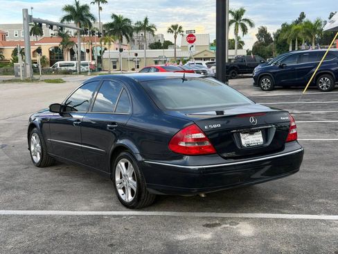 Used 2005 Mercedes-Benz E 500 4MATIC Sedan image 7