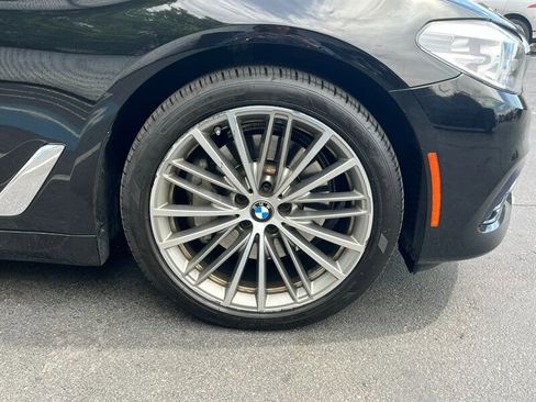 Used 2018 BMW 530i xDrive AWD/4WD image 13