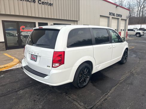 Used 2019 Dodge Grand Caravan SXT w/ Blacktop Package image 8