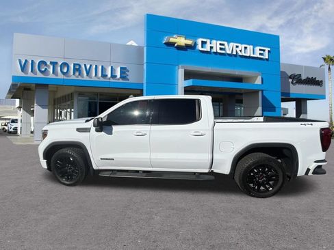 Used 2022 GMC Sierra 1500 Elevation w/ LPO, Elevation Black Package AWD/4WD image 9