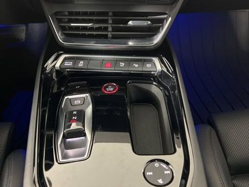 Used 2023 Audi e-tron GT Prestige w/ Prestige Package image 26