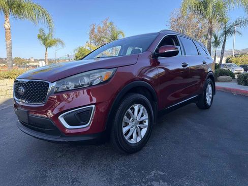 Used 2016 Kia Sorento FWD w/ LX Convenience Package image 17
