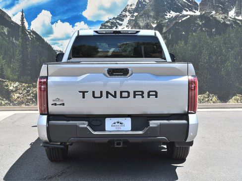 Used 2024 Toyota Tundra Limited AWD/4WD image 10